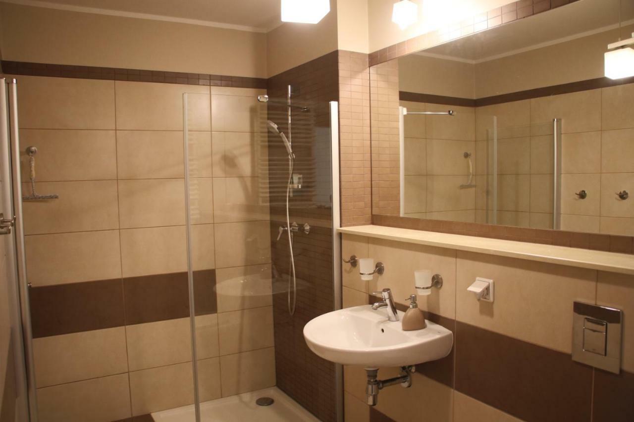 Apartament Kolonialny Olympic Park 코워브제크 외부 사진